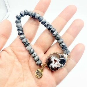 Kinsley Armelle SMOKY LARVIKITE and AGATE SLICES Bracelet